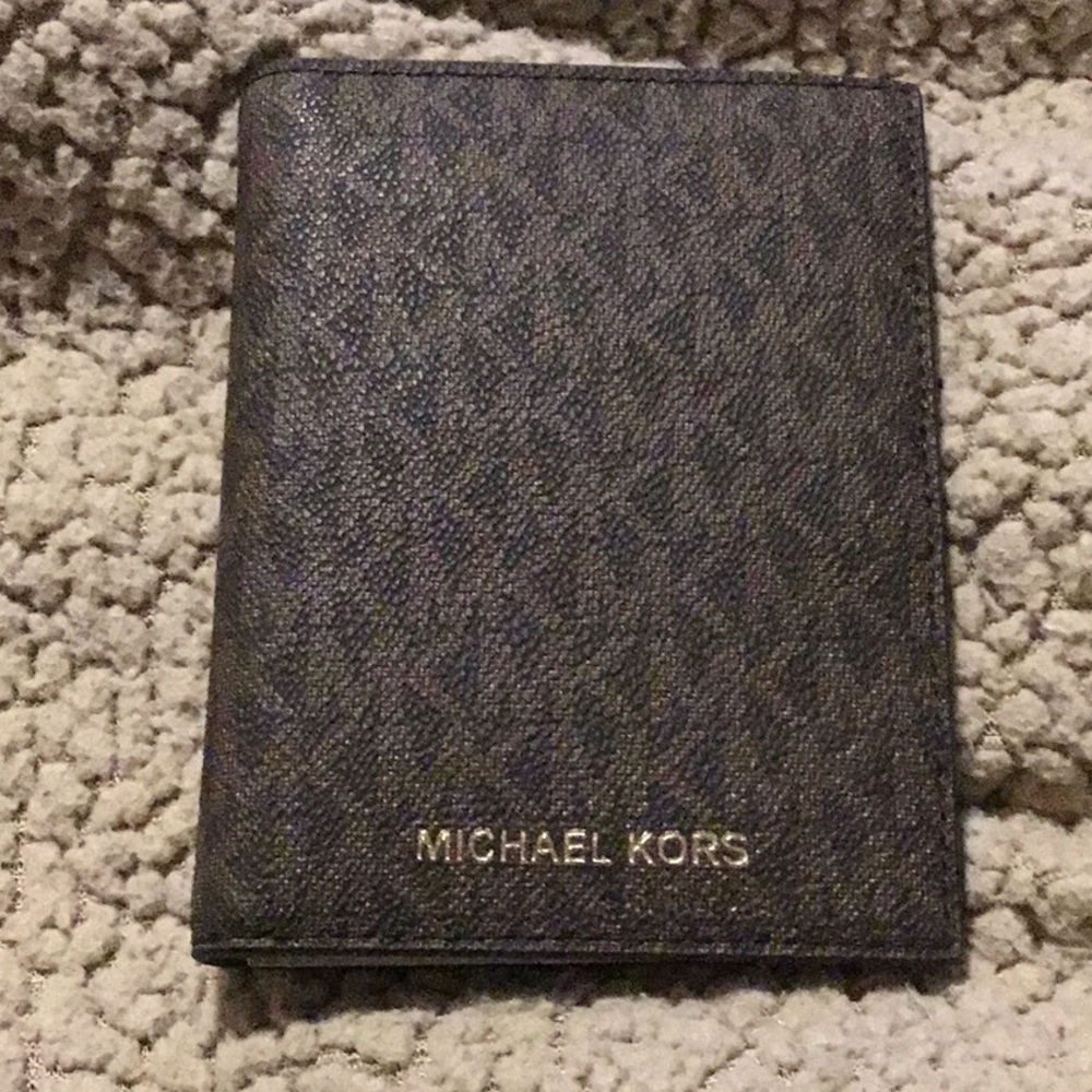 Michael Kors Passport Wallet